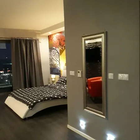 Apartament Onyx Poznaň Exteriér fotografie